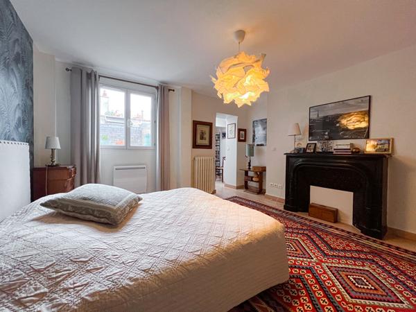 Appartement Angers/Ralliement Hyper Centre de 7 pièces de 211m², 4 Chambres, cave.