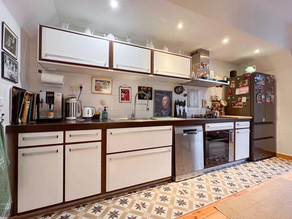 Appartement Angers/Ralliement Hyper Centre de 7 pièces de 211m², 4 Chambres, cave.