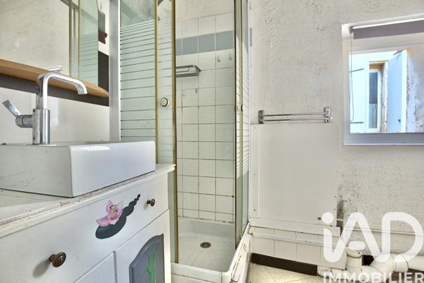 Immeuble à vendre 400 m² Lambesc