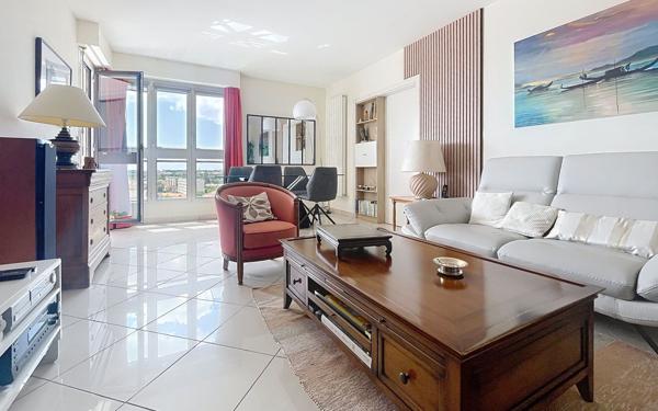 Appartement à vendre    3 pièces • 79,31 m2 La Rochelle