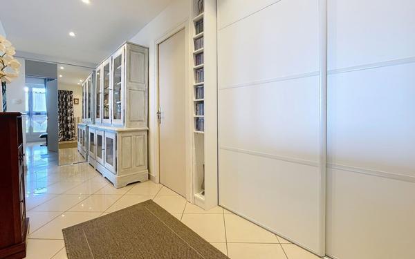 Appartement à vendre    3 pièces • 79,31 m2 La Rochelle