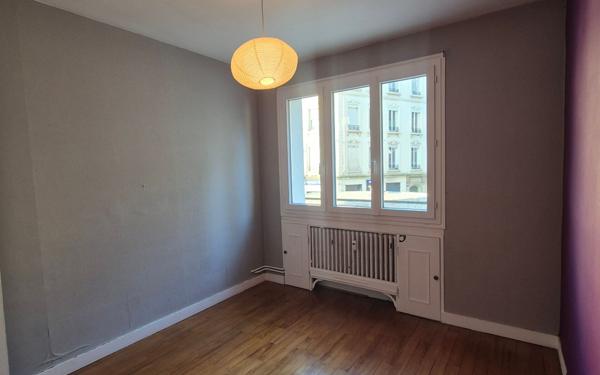 Appartement à vendre    3 pièces • 61,95 m2 Saint-Étienne
