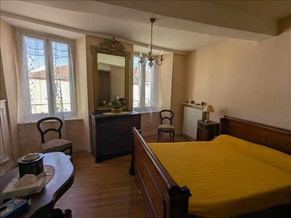 Maison à vendre |  Saint-Girons |  5 pièces | 137 m²