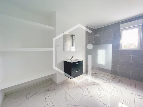 Maison 4 pièce(s) 3 chambre(s) 114 m²