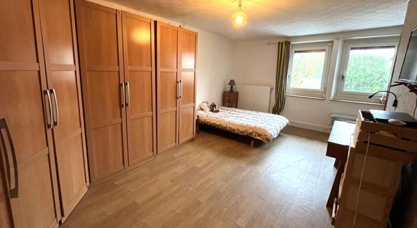 À vendre --  Maison de village 95 m² avec terrasse et garage -- Genod (39240)