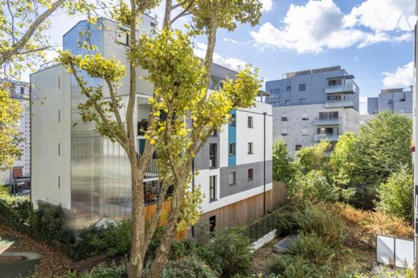 Bagnolet - Appartement T2/T3 avec loggia + Parking - Calme et verdoyant