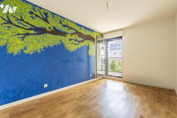 Bagnolet - Appartement T2/T3 avec loggia + Parking - Calme et verdoyant