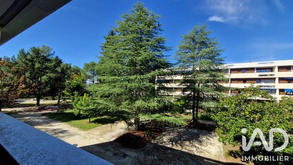 Location appartement 5 pièces 94 m² Pessac
