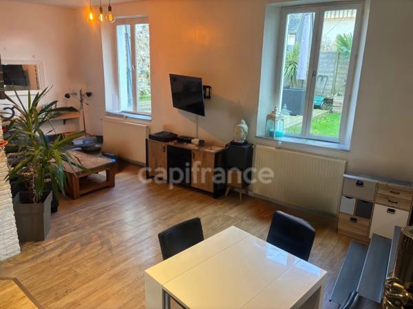 *Centre-ville de Montivilliers* Loft T3 de 73,6 m² avec jardin et stationnement