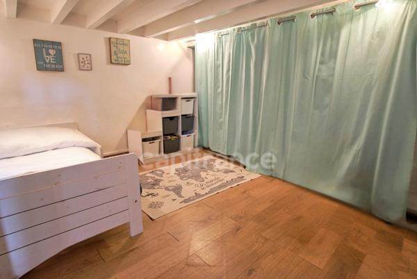 *Centre-ville de Montivilliers* Loft T3 de 73,6 m² avec jardin et stationnement