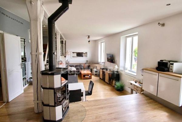 *Centre-ville de Montivilliers* Loft T3 de 73,6 m² avec jardin et stationnement