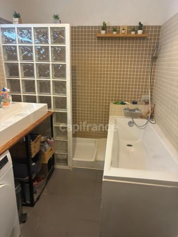 *Centre-ville de Montivilliers* Loft T3 de 73,6 m² avec jardin et stationnement