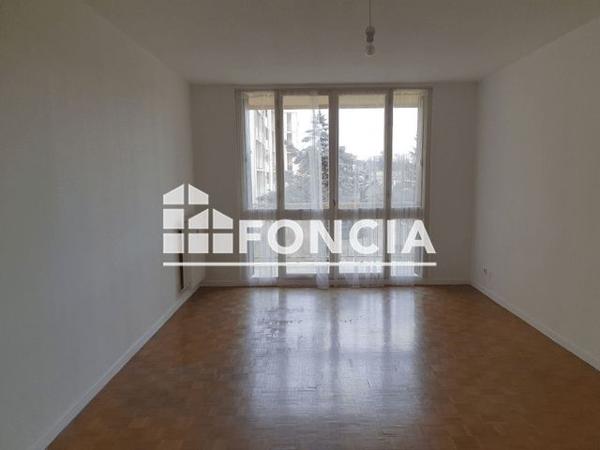 Location Appartement 4 pièces 86.8 m² - 10 A 16 AVENUE JEAN MOULIN Bourg Les Valence 26500