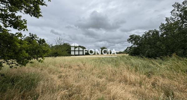 À vendre Terrain 35609 m² - Châtellerault 86100