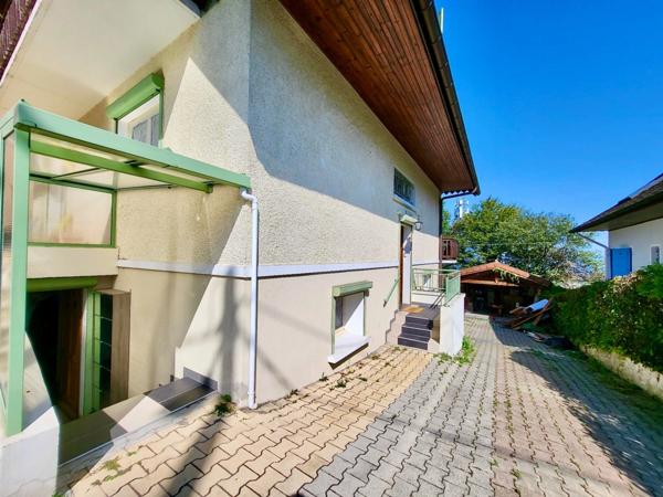 Maison à vendre 4 APPARTEMENTS - PISCINE - VUE LAC - EVIAN LES BAINS (74)