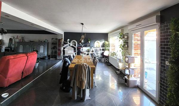 Maison familiale clé en main à Petite-Forêt : confort, luminosité et espaces extérieurs pour une qualité de vie au quotidien.