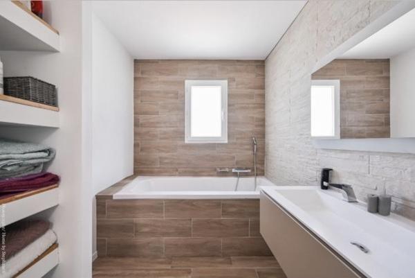 Villa récente 100 m2 - Piscine - Terrasse - Dépendances