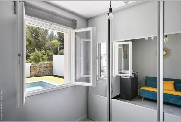 Villa récente 100 m2 - Piscine - Terrasse - Dépendances