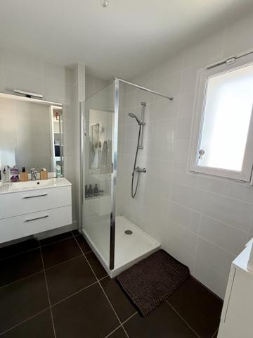 La Talaudière (42350) A LOUER - Appartement T3 avec grande terrasse et garage - Centre-ville de La Talaudière