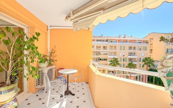 Appartement à vendre    2 pièces • 52,27 m2 Nice