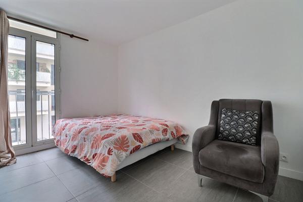 Appartement Aubervilliers 3 pièce(s) 61.66 m2