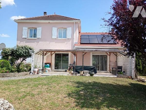 Secteur Ouest - Dans impasse, PAVILLON de 2000, env. 117m2 hab., en très bon état, comprenant :...