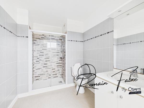 Appartement très lumineux, moderne avec garage privée