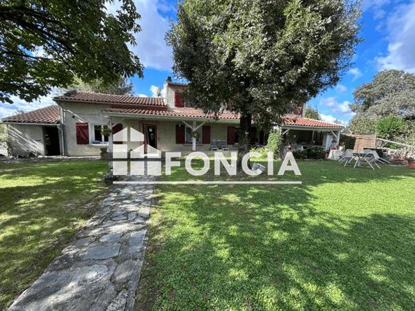 À vendre Maison 5 pièces 126.06 m² - Revel 31250