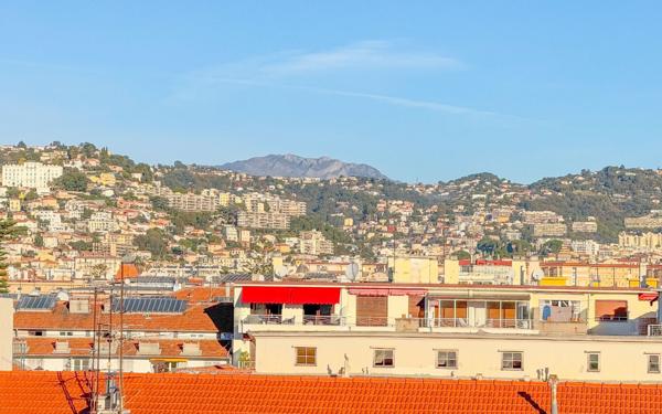 Appartement à vendre    3 pièces • 61,15 m2 Nice