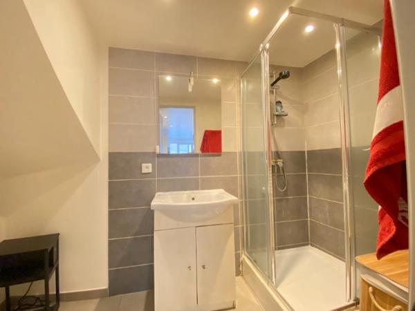 Studio en rez de chaussée centre ville LA CIOTAT (13)