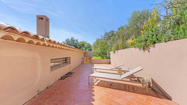 Vente Villa de luxe Grimaud 8 Pièces 360 m²