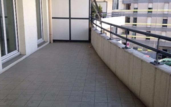 Appartement à louer    3 pièces •  Villeurbanne