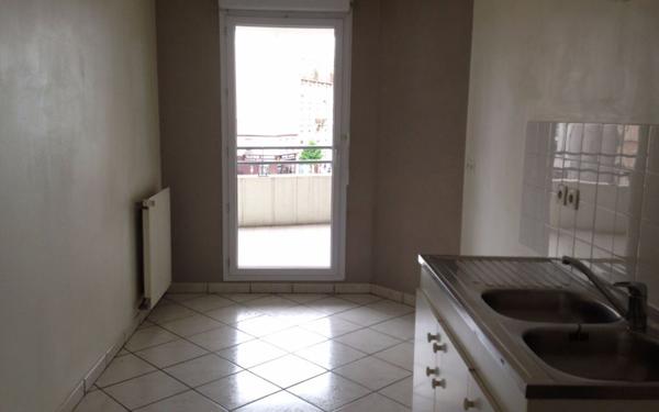 Appartement à louer    3 pièces •  Villeurbanne