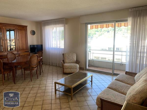 Appartement à louer 2 pièces 51.69m²