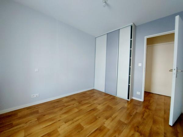 Location Appartement58,83 m² - 3 Pièces - SENE (56860)