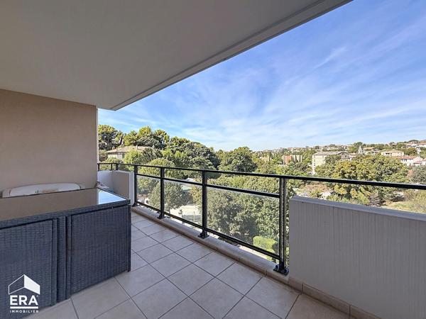 Appartement Marseille 2 pièces 40 m², calme, vue très dégagée