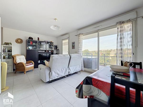 Appartement Marseille 2 pièces 40 m², calme, vue très dégagée