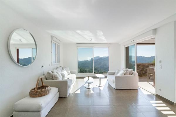 Vente Villa de luxe Les Adrets-de-l'Estérel 5 Pièces 170 m²