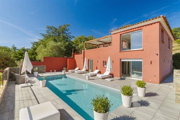 Vente Villa de luxe Les Adrets-de-l'Estérel 5 Pièces 170 m²