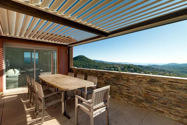 Vente Villa de luxe Les Adrets-de-l'Estérel 5 Pièces 170 m²