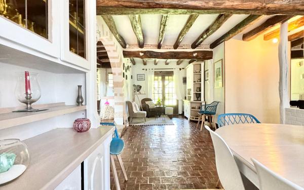 Maison à vendre    11 pièces • 250 m2 Chartres