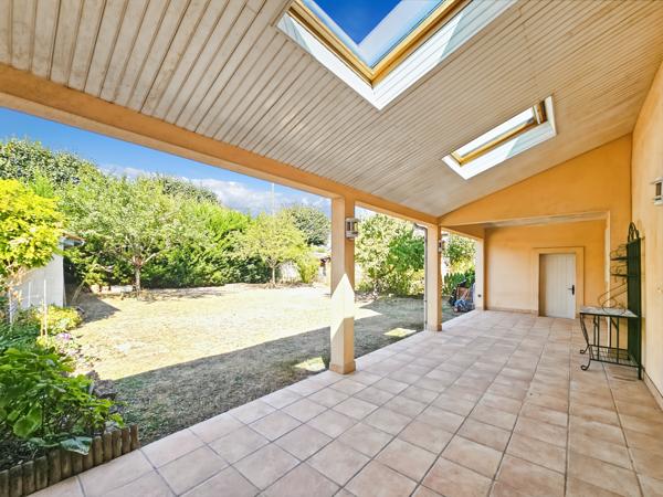 Conflans-Sainte-Honorine (78700) CENTRE VILLE Entre Seine, vieux village et transports RER A et SNCF à pied: l’équilibre parfait à Conflans