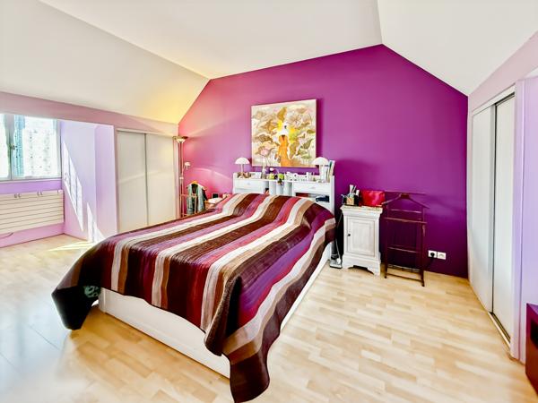 Conflans-Sainte-Honorine (78700) CENTRE VILLE Entre Seine, vieux village et transports RER A et SNCF à pied: l’équilibre parfait à Conflans