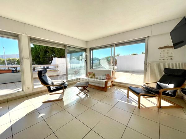 Marina P3 avec terrasse exceptionnelle et poste d’amarrage