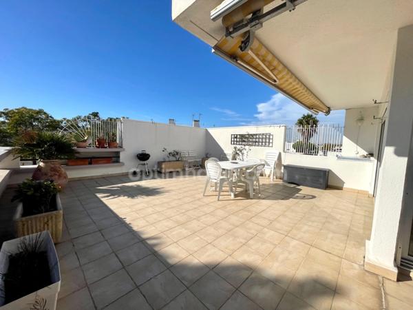 Marina P3 avec terrasse exceptionnelle et poste d’amarrage