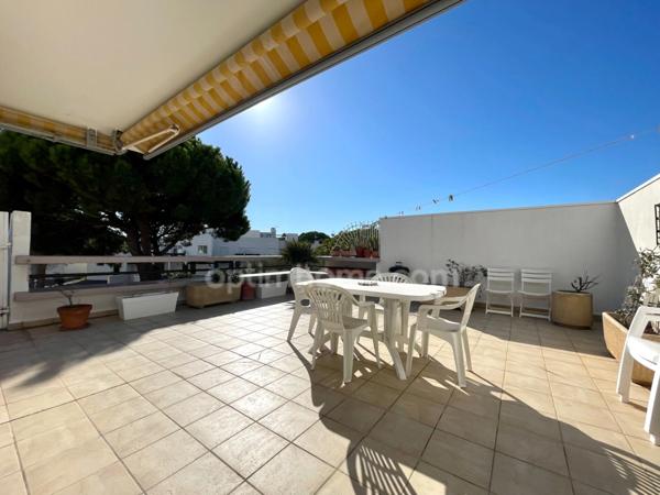 Marina P3 avec terrasse exceptionnelle et poste d’amarrage