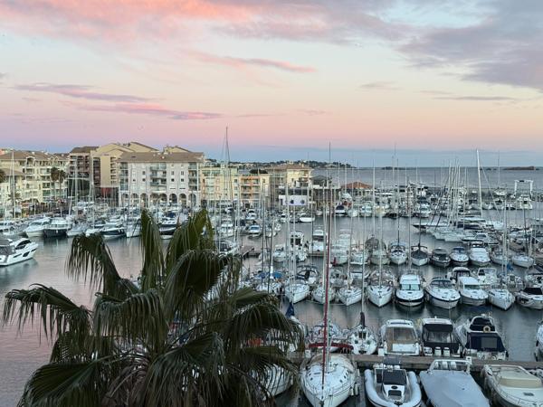 DERNIER ETAGE VUE MER TERRASSE GARAGE DOUBLE