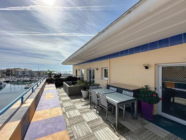 DERNIER ETAGE VUE MER TERRASSE GARAGE DOUBLE