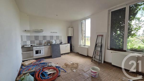 Immeuble à vendre  252 m 2   GUISE  - 02