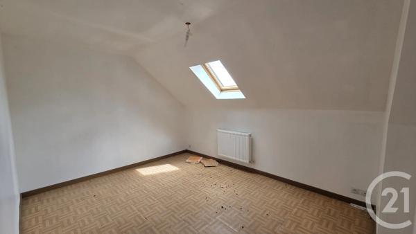 Immeuble à vendre  252 m 2   GUISE  - 02